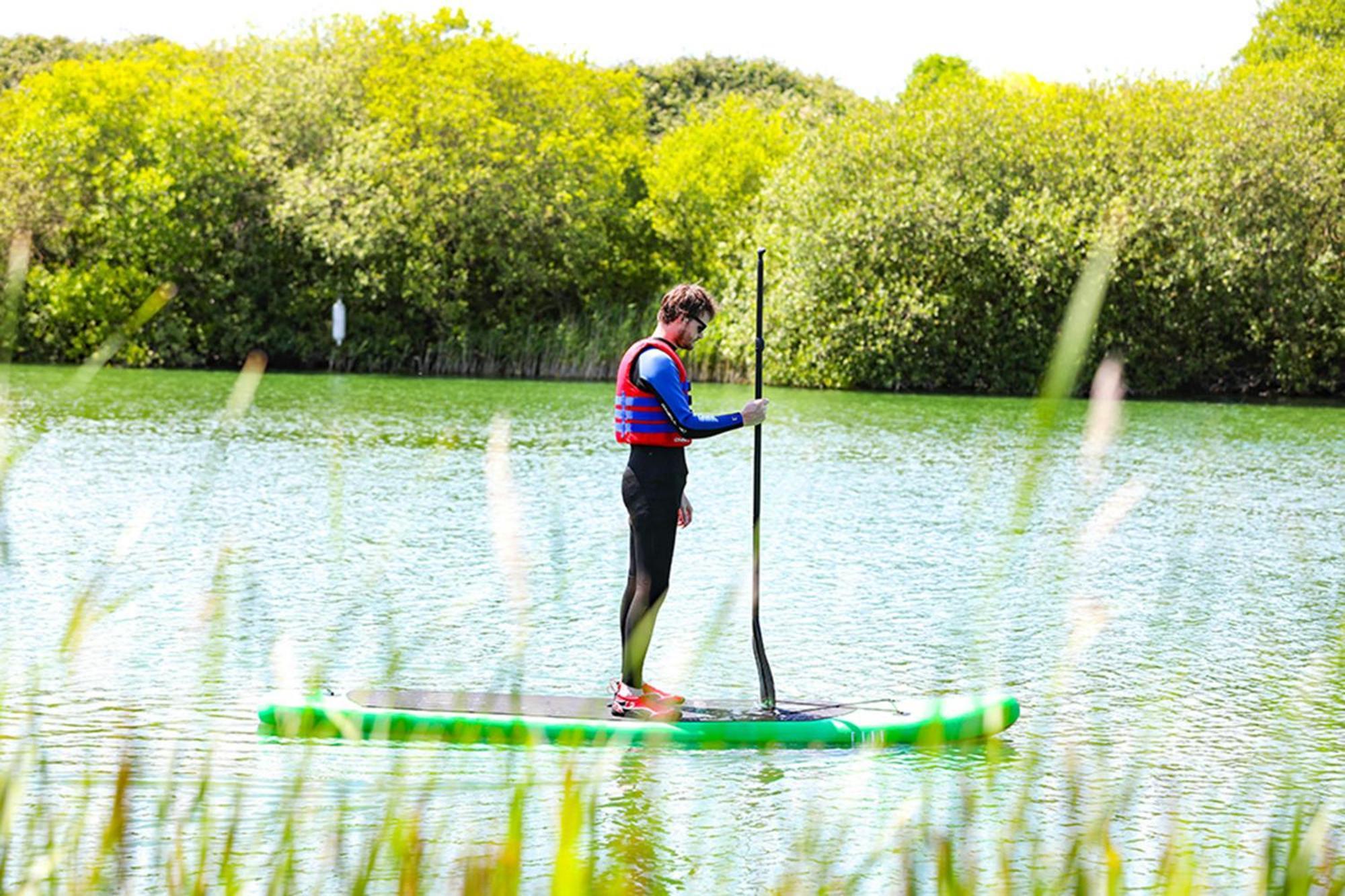 Camping Le Val De Cesse Mirepeisset 外观 照片